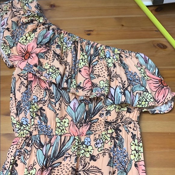 MinkPink Off the Shoulder Fully Lined Dress, beautiful spring & summer colours - Picture 3 of 9